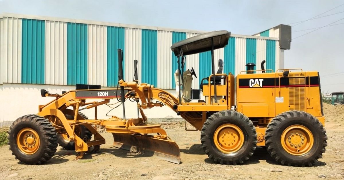 CAT 120H Motor Grader